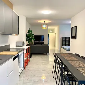 https://isabel-apartments.brusselshotelsbook.com